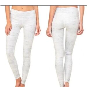 ALO Yoga White Leggings